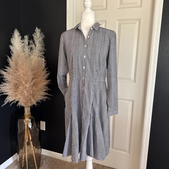Brooks Brothers Black/White Plaid Button Front Shirt Dress
 size 12 - Picture 3 of 12